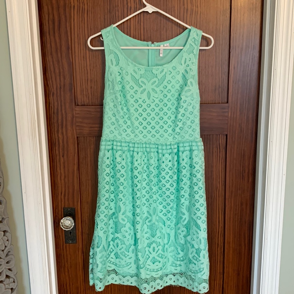 Women’s Elle Dress Size 4